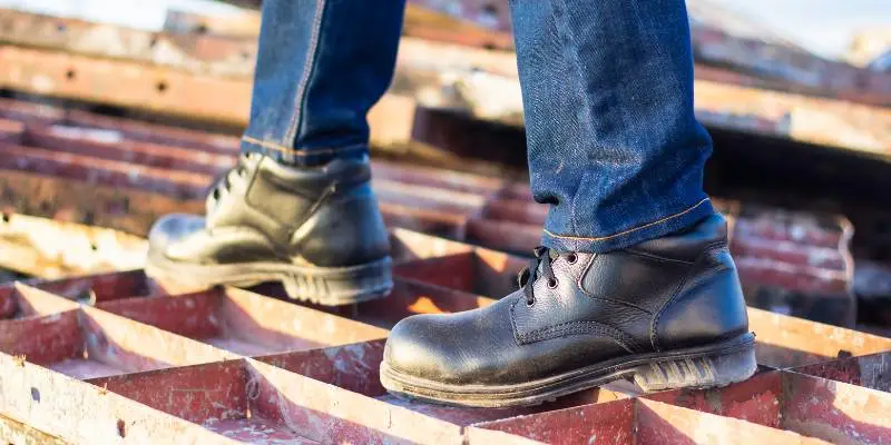 کفش ایمنی محکم